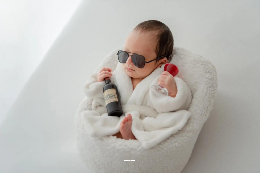 邵阳孕妇肚脐眼突出来